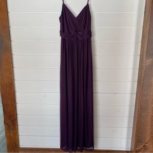 David’s Bridal Plum Purple Bridesmaids Spaghetti Strap Dress. Women’s Size 4.